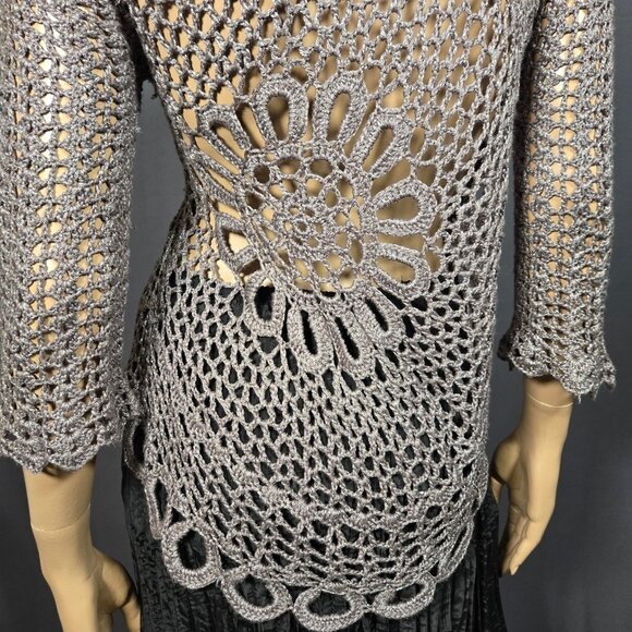 Vintage 90s Y2k grey Crochet Asymmetric Sweater Size M Boho Fairy Grunge - Picture 8 of 10